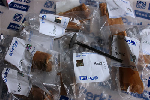 柴油機1206E配件銷售中心油底殼墊、T414441壓縮機、氣門、搖臂軸(1200)